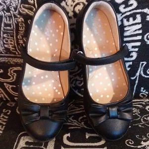 Girls Mary Janes, great condition